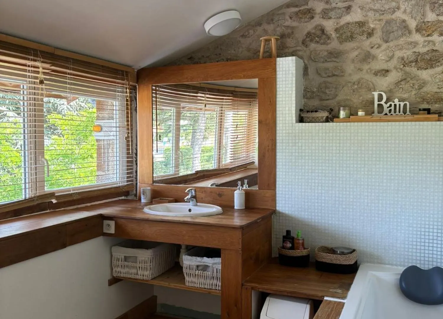 Maison 8 Personnes Avec Piscine Chauffee En Ardeche Safari Peaugres Roiffieux